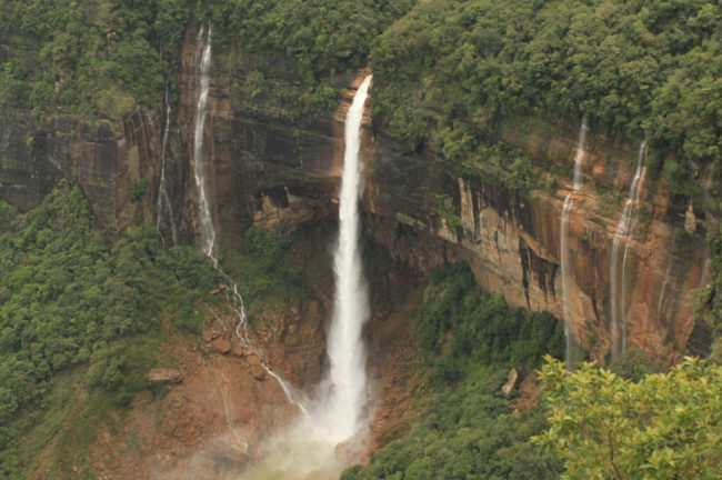 Falls enroute Cheerapunji