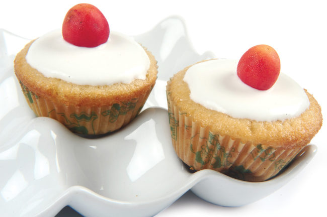 Cup Cake with Ice cream Topping Recipe