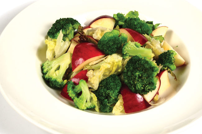 আপেল দিয়ে তৈরি দুটি পদ