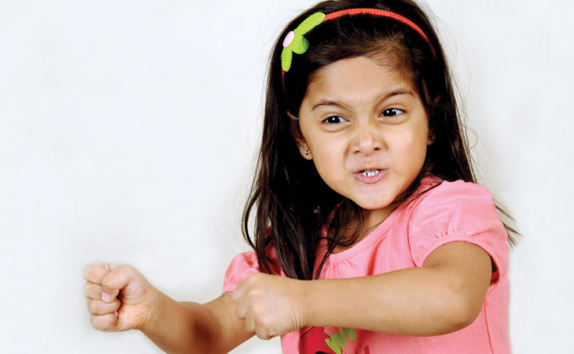 বাচ্চার জেদ কীভাবে কমাবেন