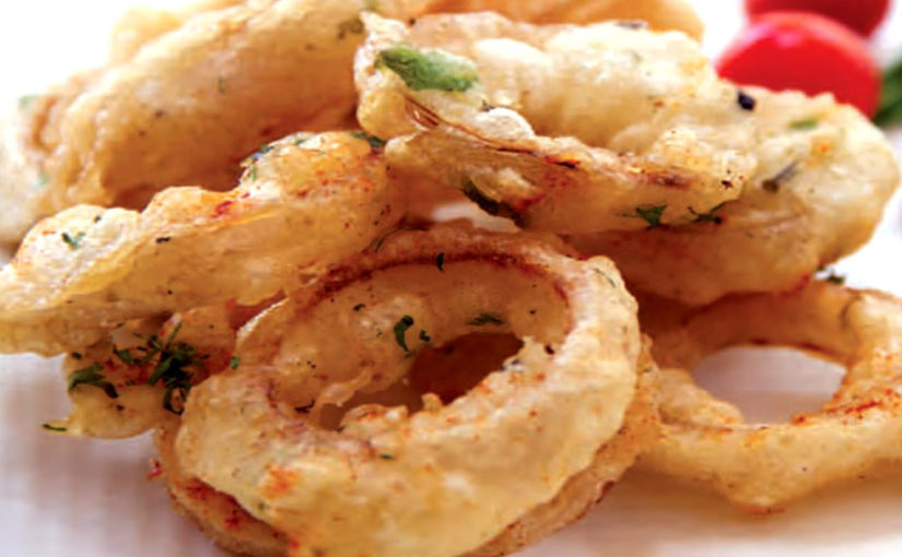 বাঙালির প্রিয় ভাজাভুজি