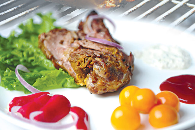 গ্রিলারে রাঁধুন মুরগি