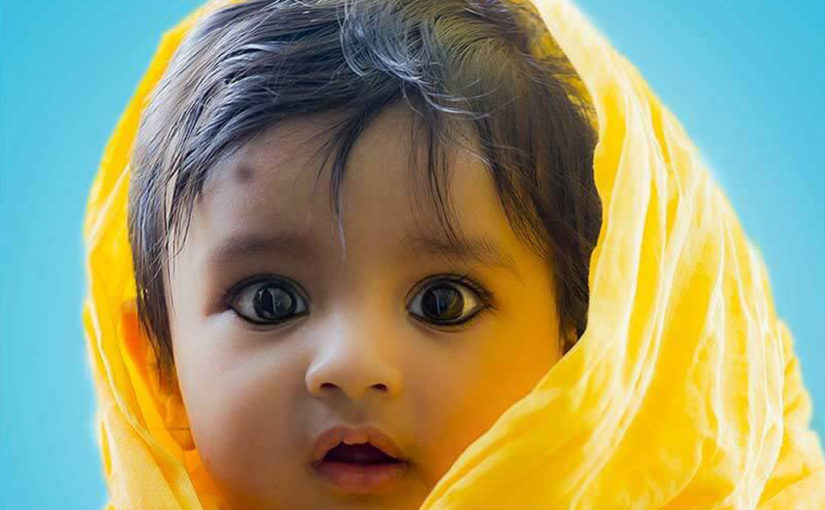 কাজলে ক্ষতি হয় শিশুর চোখের