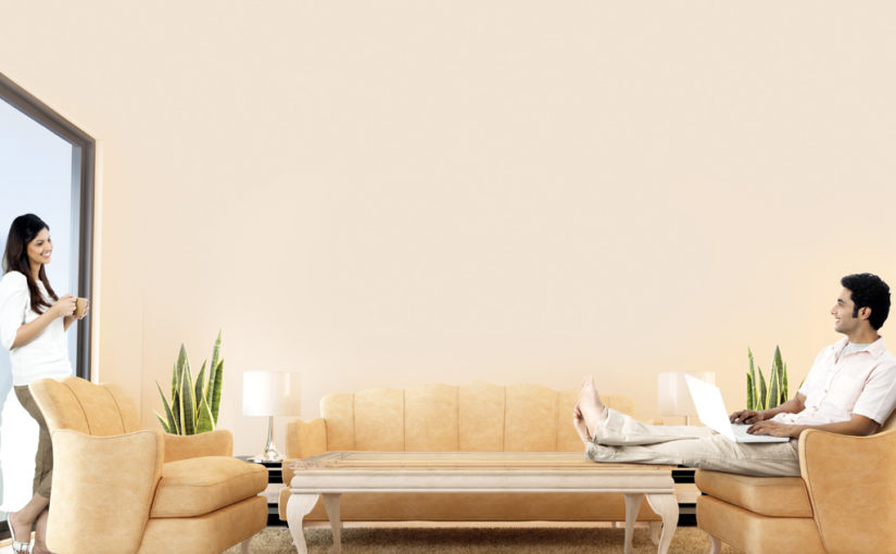 ফ্লার্টিং-এ এগিয়ে মেয়েরা