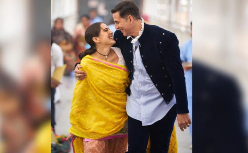 নজর কাড়ছেন ‘আটরঙ্গি রে’ ছবির নায়িকা সারা খান