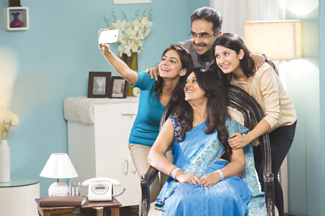 পারিবারিক বন্ধন সুদৃঢ় করুন