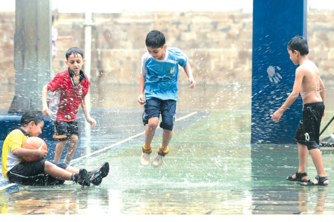 বর্ষায় ফিট থাকার সাতটি উপায়