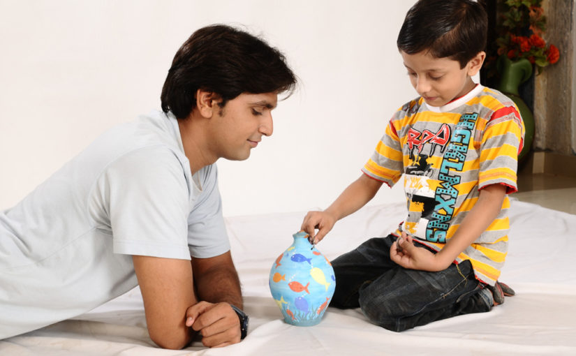 শৈশবই সঞ্চয় শেখাবার উপযুক্ত বয়স