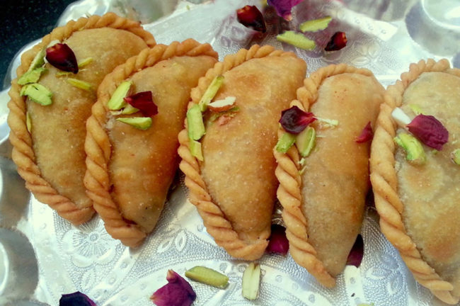 একটু অন্যরকম মিষ্টি মুখ