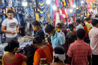 New Year's shopping in Kolkata
