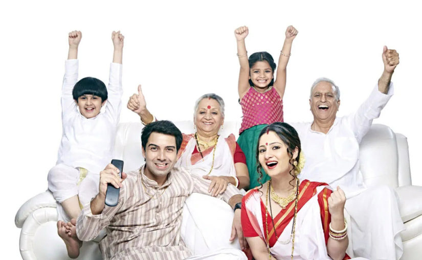 পারিবারিক বন্ধনেই প্রকৃত সুখ