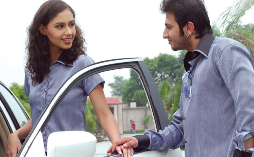 প্রেমিকের ফ্লার্ট করা স্বভাব