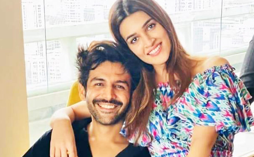 হাঁটুতে চোট নিয়েই শুটিং করছেন কার্তিক আরিয়ান