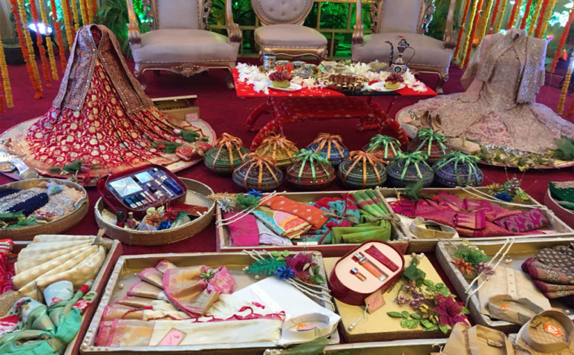 তত্ত্বের কেনাকাটা