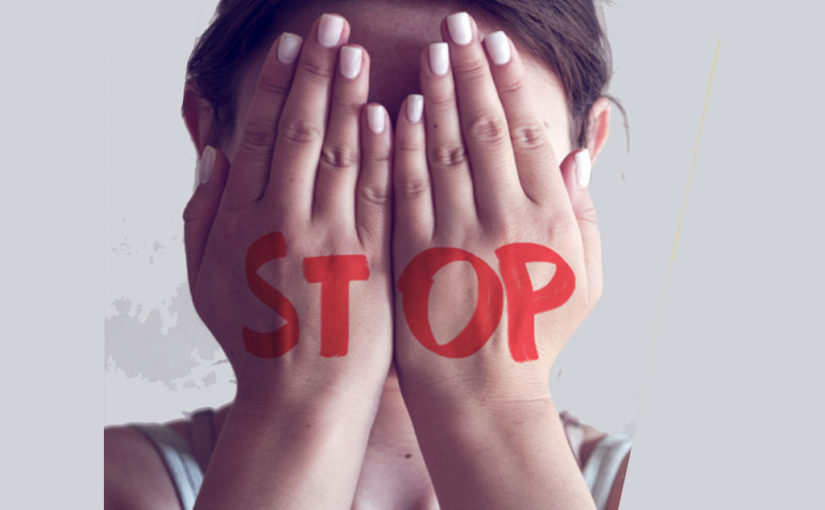 অবিবাহিতা ফলে বাড়িতে ভাইদের অত্যাচারের শিকার