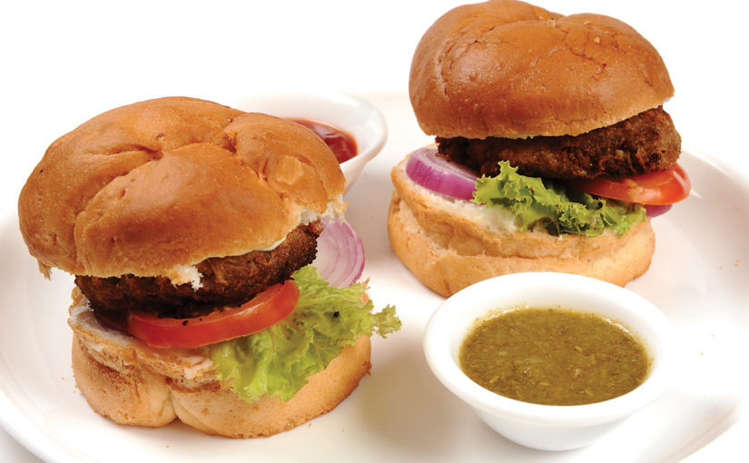 ছুটির দিনে Snacking time