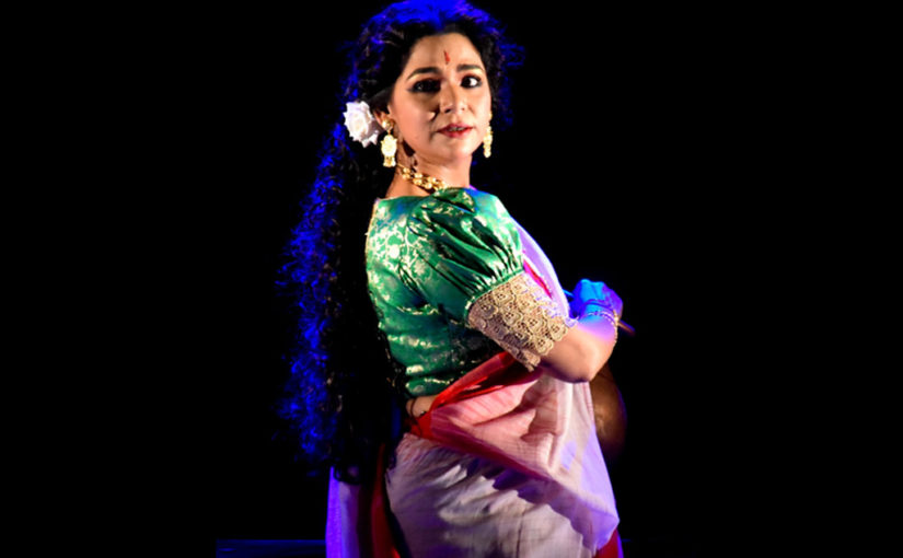 আজ আবার মঞ্চ কাঁপাবে ‘বিনোদিনী অপেরা’