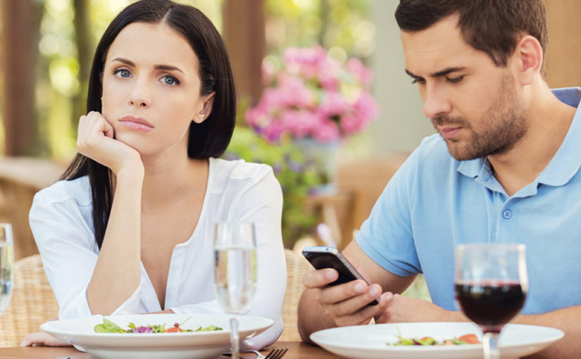 সঙ্গীর ব্যক্তিগত স্পেসে দখলদারি