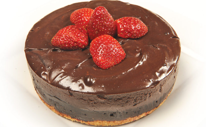 নতুন বছরে Cake দিয়ে হোক সৌহার্দ্য বিনিময়