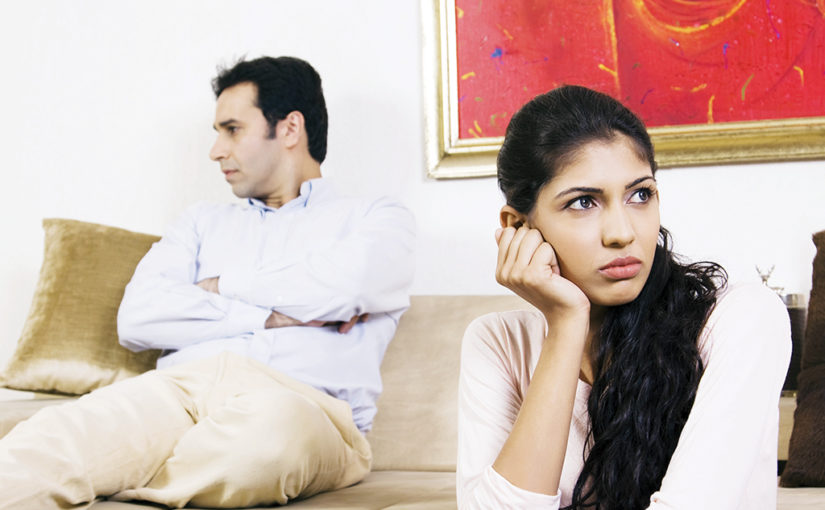 স্বামী সারাক্ষণ নেতিবাচক চিন্তা ভাবনা করেন