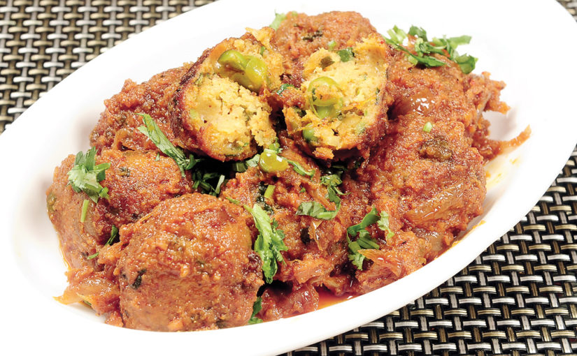 ফুলকপির কোফতা কারি আর ড্রাই ভেজিটেবল-এ বাজিমাত