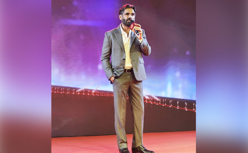 কলকাতা-য় এসে করতালি কুড়োলেন বলিউড অভিনেতা সুনীল শেট্টি