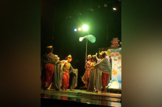 A fancy festival 'Shefali' is going on in Kolkata in autumn weather