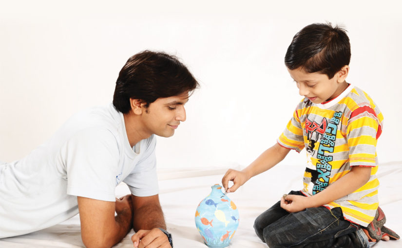 সন্তানের বেহিসেবি খরচের অভ্যাস এখনই আটকান