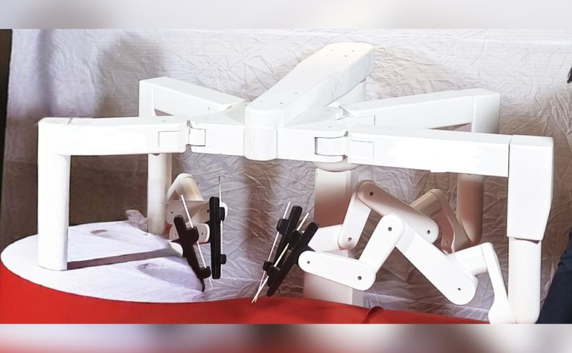 ক্যান্সারের চিকিৎসায় রোবোটিক সার্জারি কতটা সুফলদায়ক?