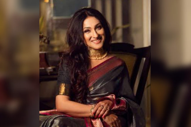 স্বাধীনতা দিবসের প্রাক্কালে নতুন রূপে দর্শকচিত্ত জয় করবেন ঋতুপর্ণা