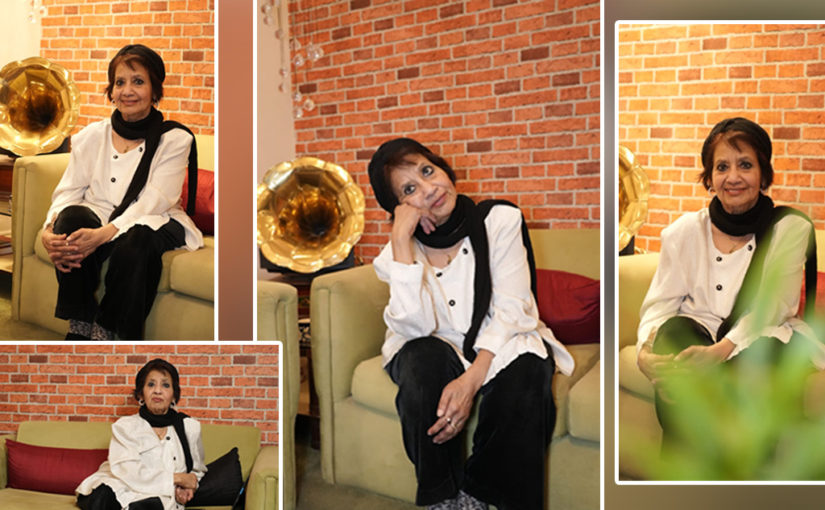 রেডিওর নস্টালজিয়া এবং এক গুচ্ছ বাংলা গানে মঞ্চ মাতাবেন শ্রাবন্তী মজুমদার