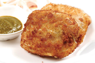 সন্ধেবেলায় স্বাদে-আহ্লাদে
